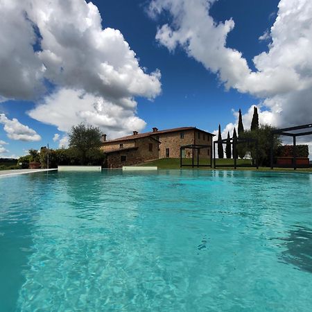 Villa Il Castagno Wine & Resort Сиена Екстериор снимка