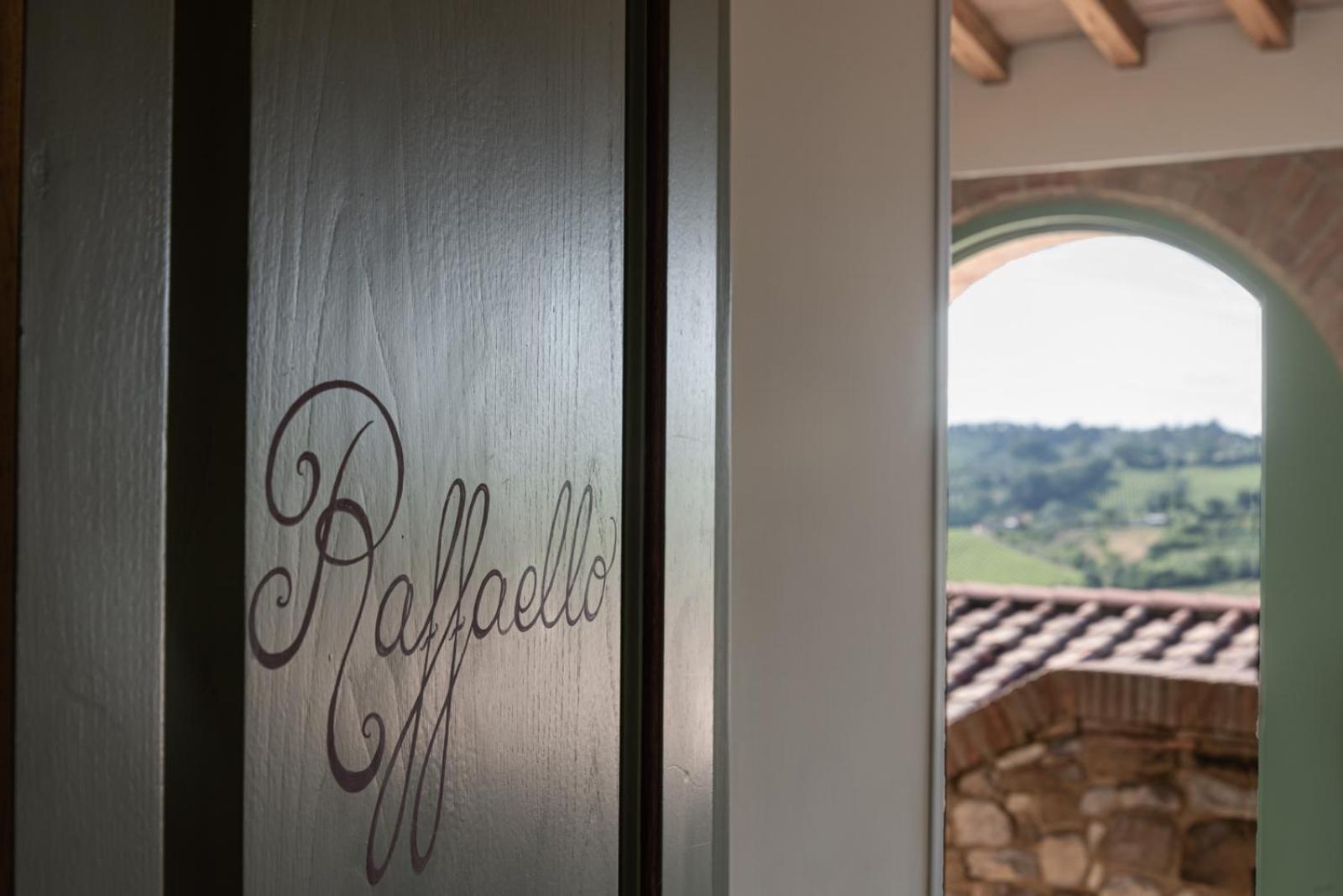 Villa Il Castagno Wine & Resort Сиена Екстериор снимка