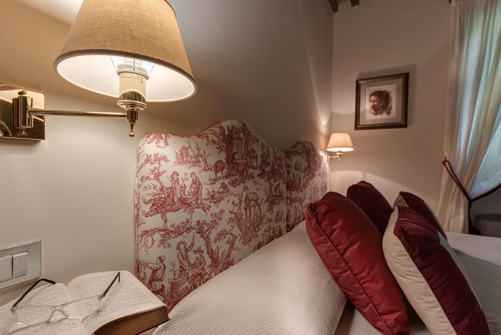 Villa Il Castagno Wine & Resort Сиена Екстериор снимка