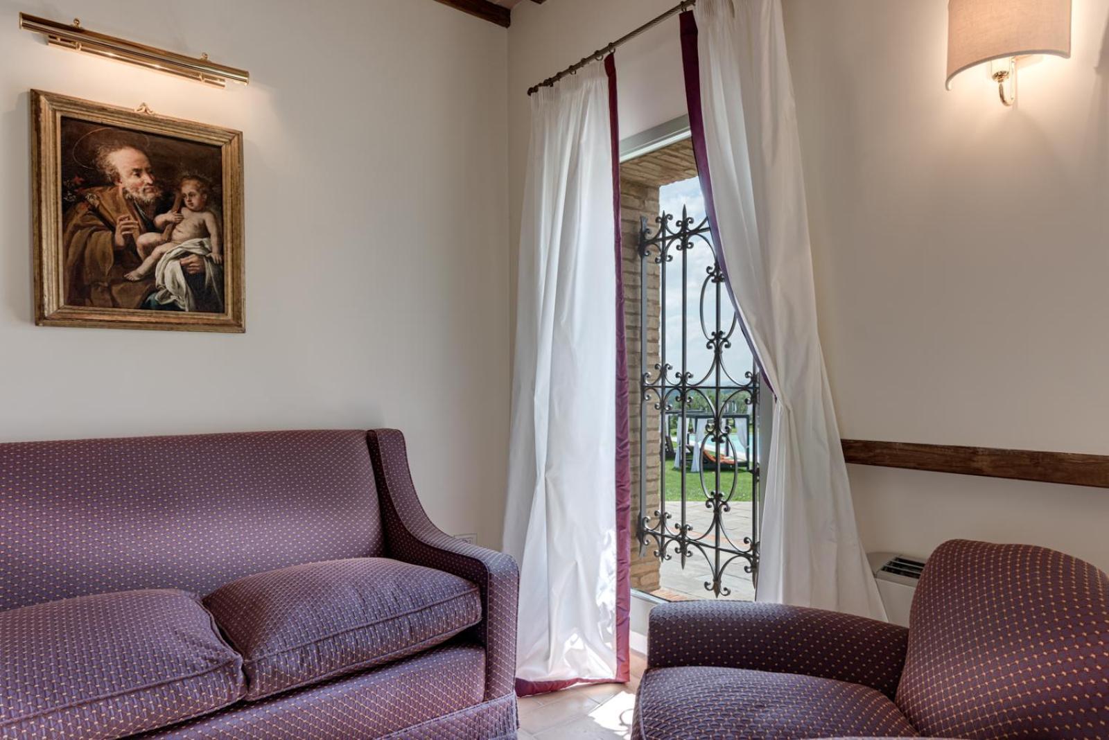 Villa Il Castagno Wine & Resort Сиена Екстериор снимка