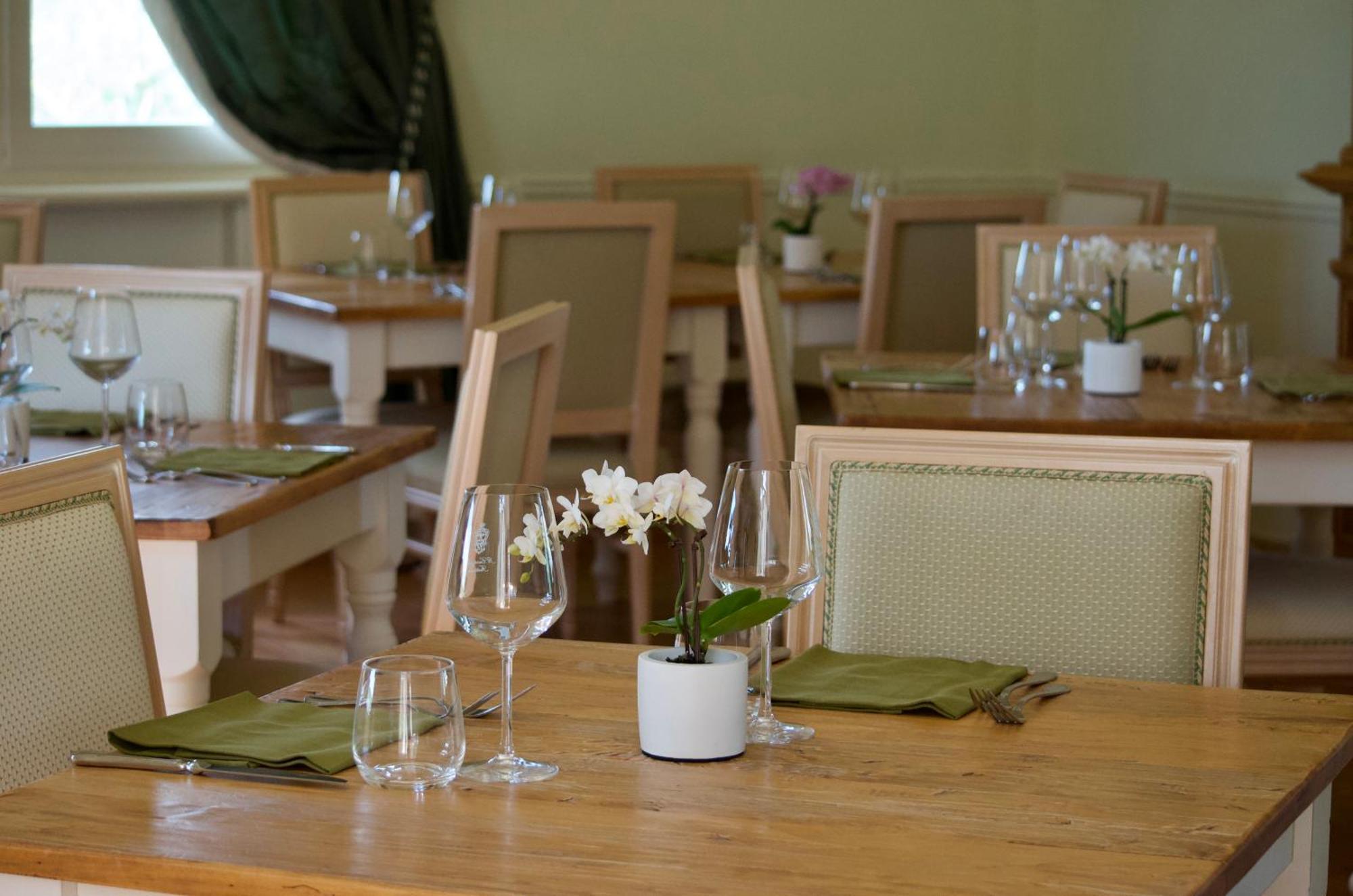 Villa Il Castagno Wine & Resort Сиена Екстериор снимка